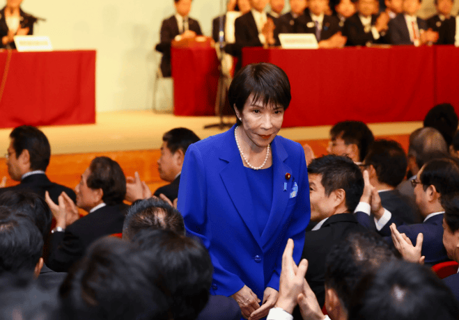 日本狂揽情报大权，表面伪装全撕破，扩军修宪双管齐下，无人能挡？