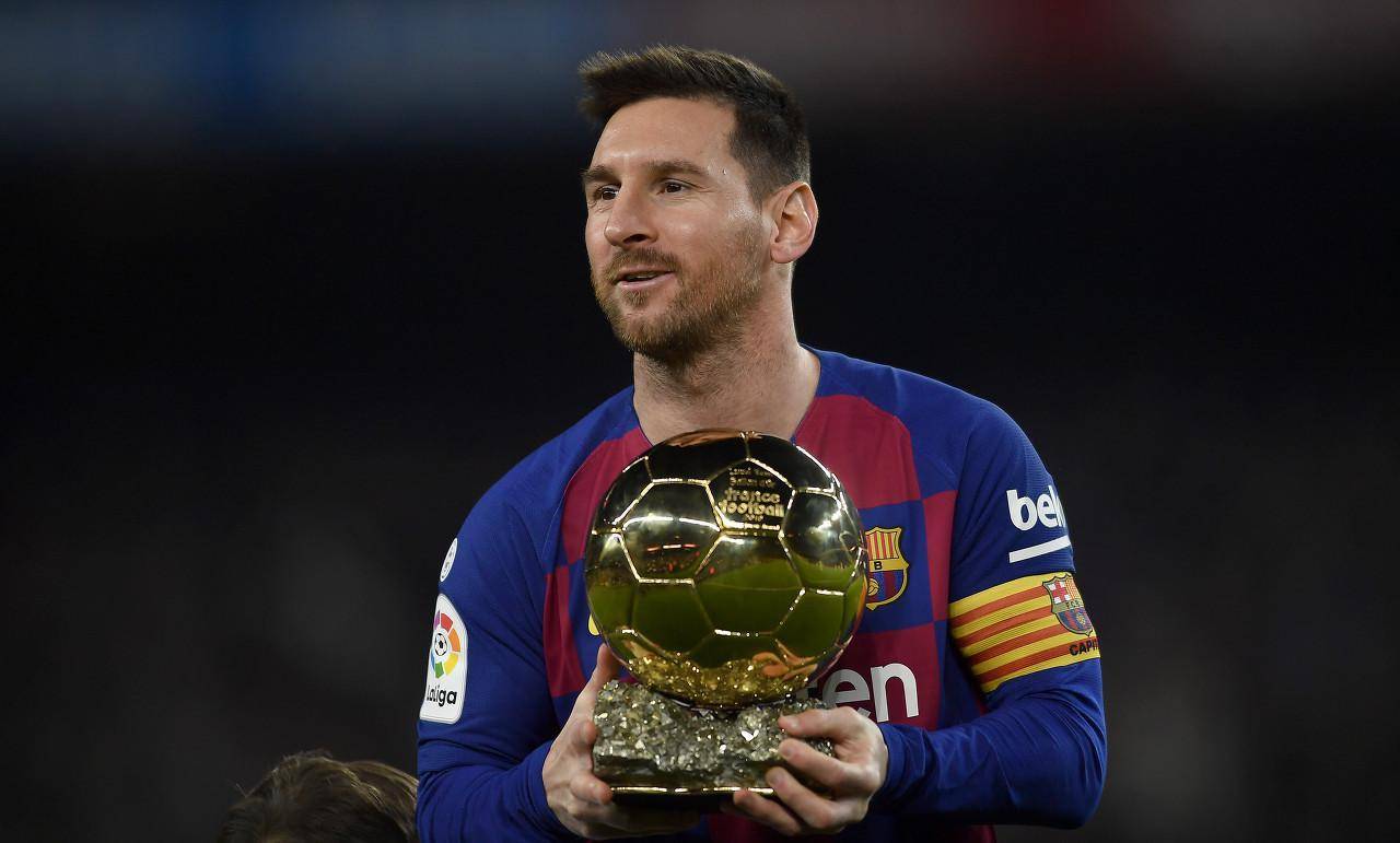 亚马尔是否能比肩梅西？哈维：他甚至可能已是世界第一人！