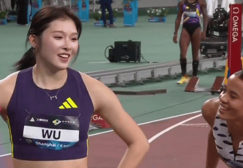 13秒16创赛季最佳！吴艳妮夺第7：中国28岁跨栏女神又美又飒